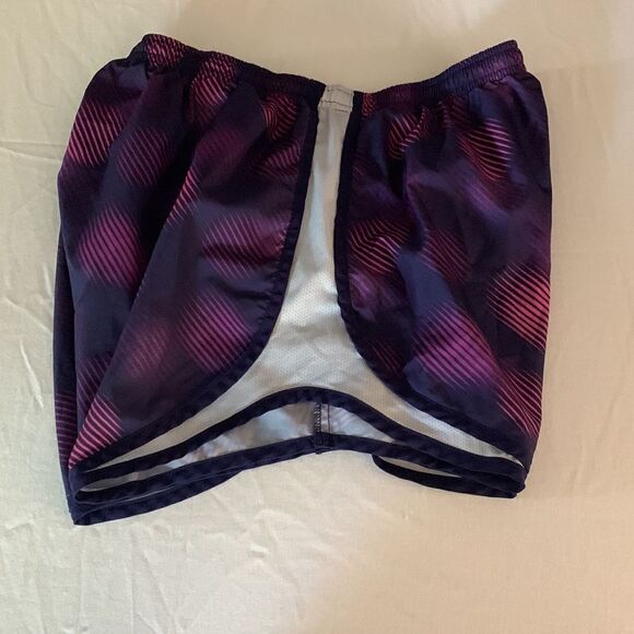 Nike Dri-Fit Women’s Purple White Workout Training Athletic Running Shorts M - Picture 6 of 9